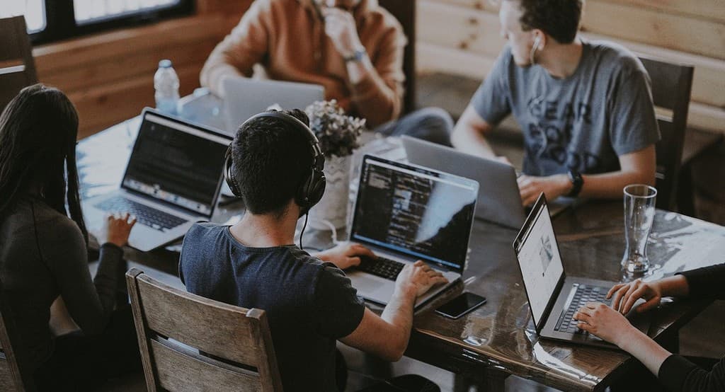 Community management: 7 secrets to success.