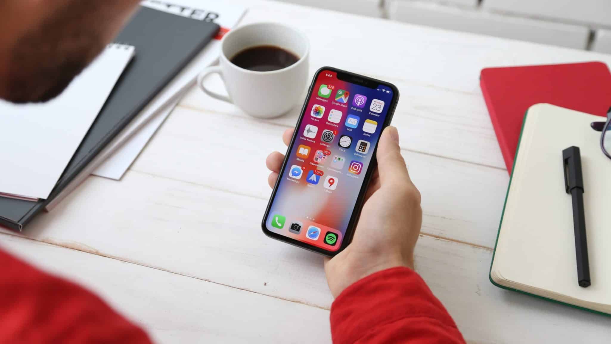 Why every brand should have online community app.