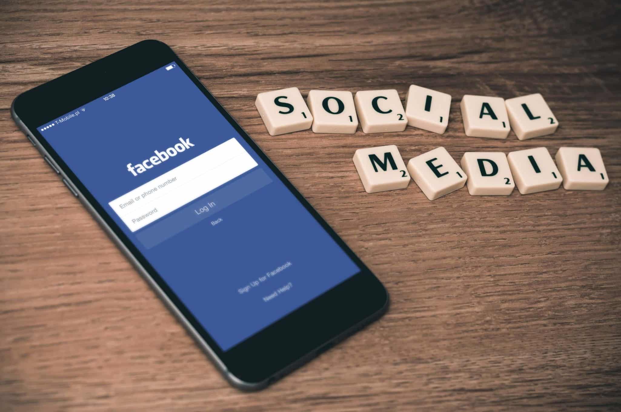 Is social media bad for business? Here are 5 reasons why we think it is