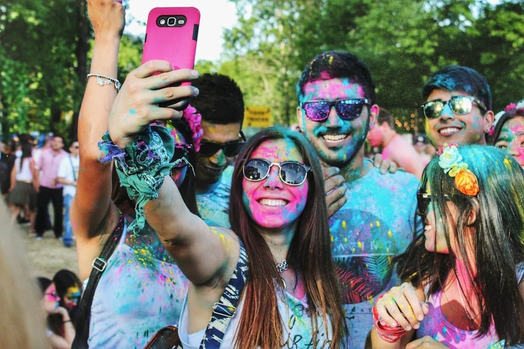 The ultimate guide to community management apps